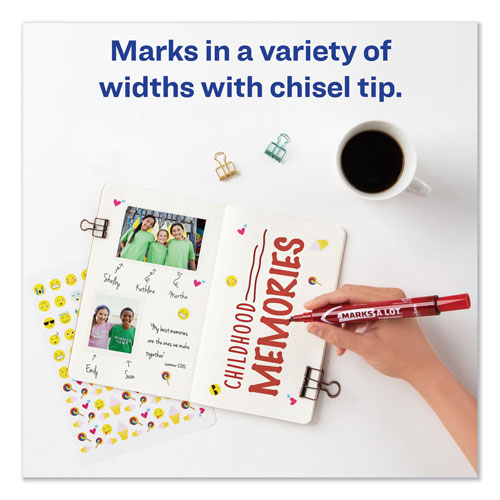 Avery MARKS A LOT Large Desk-Style Permanent Marker, Broad Chisel Tip, Red, Dozen